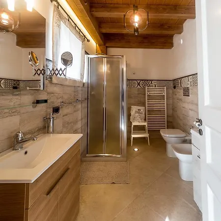 Le Tre Giare * موديكا